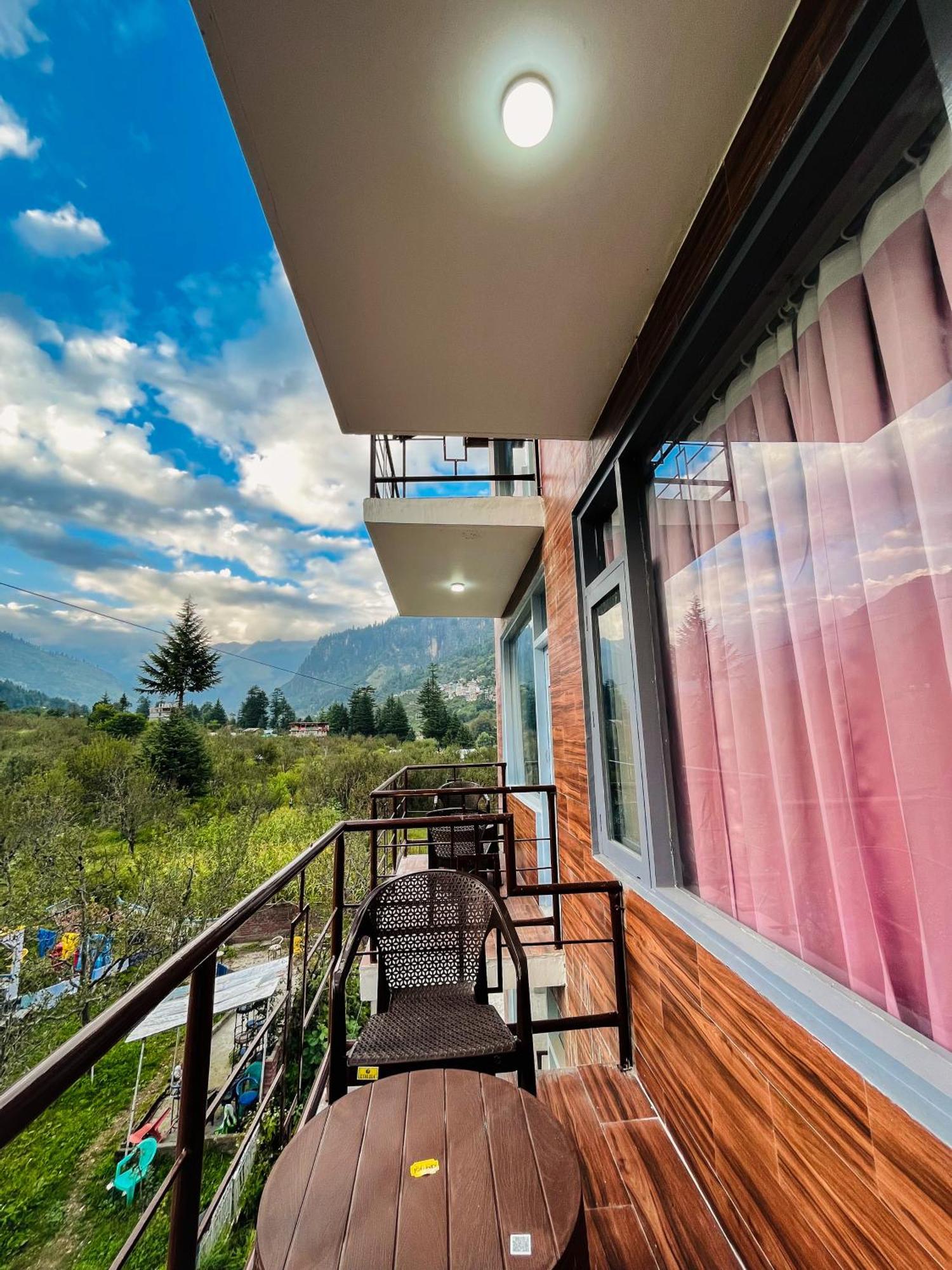 Resort Apple Flower By Manali Mall Road 外观 照片